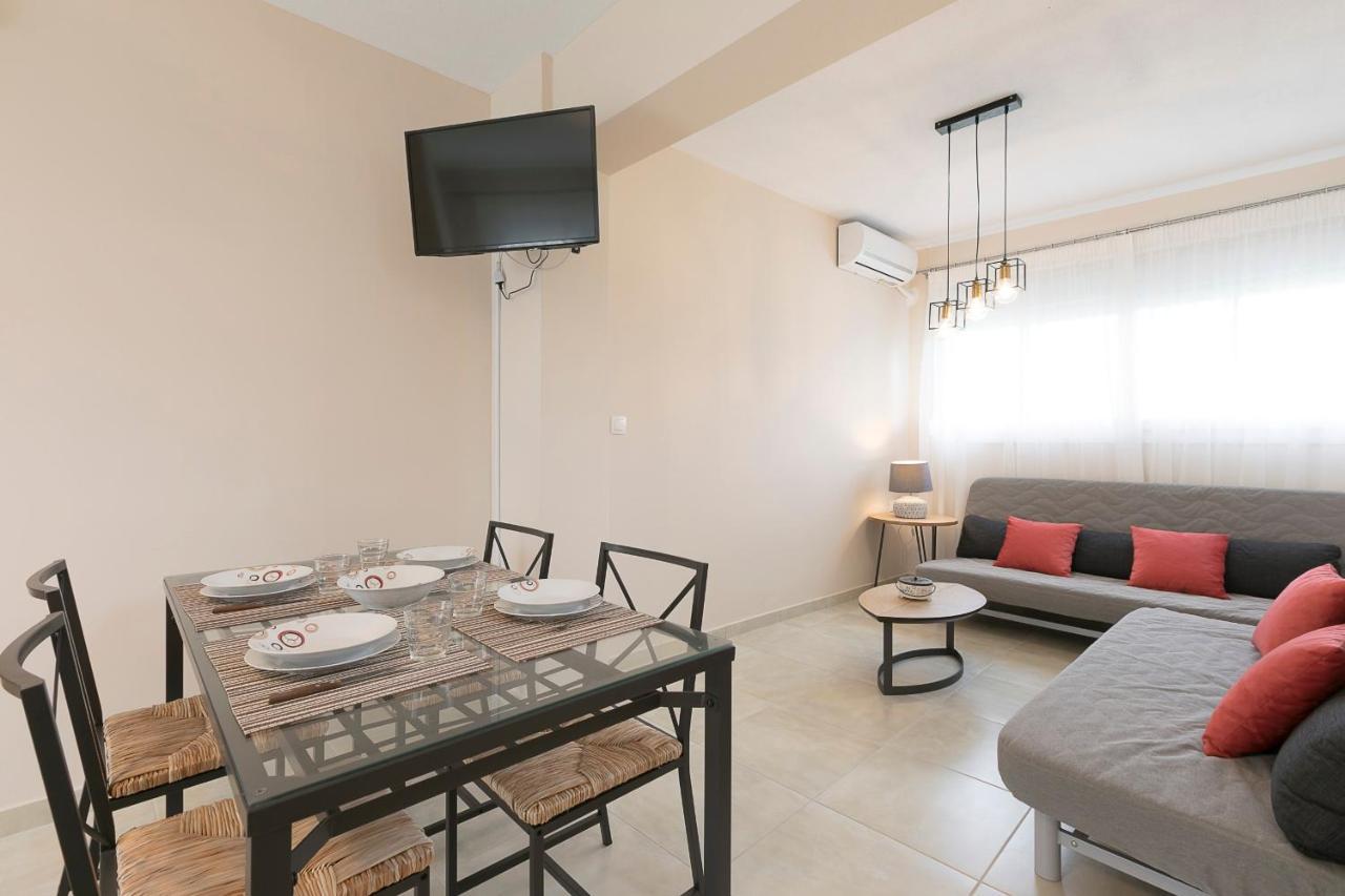 Palm Tree Apartments #Feelslikehome Ormos Panagias Luaran gambar