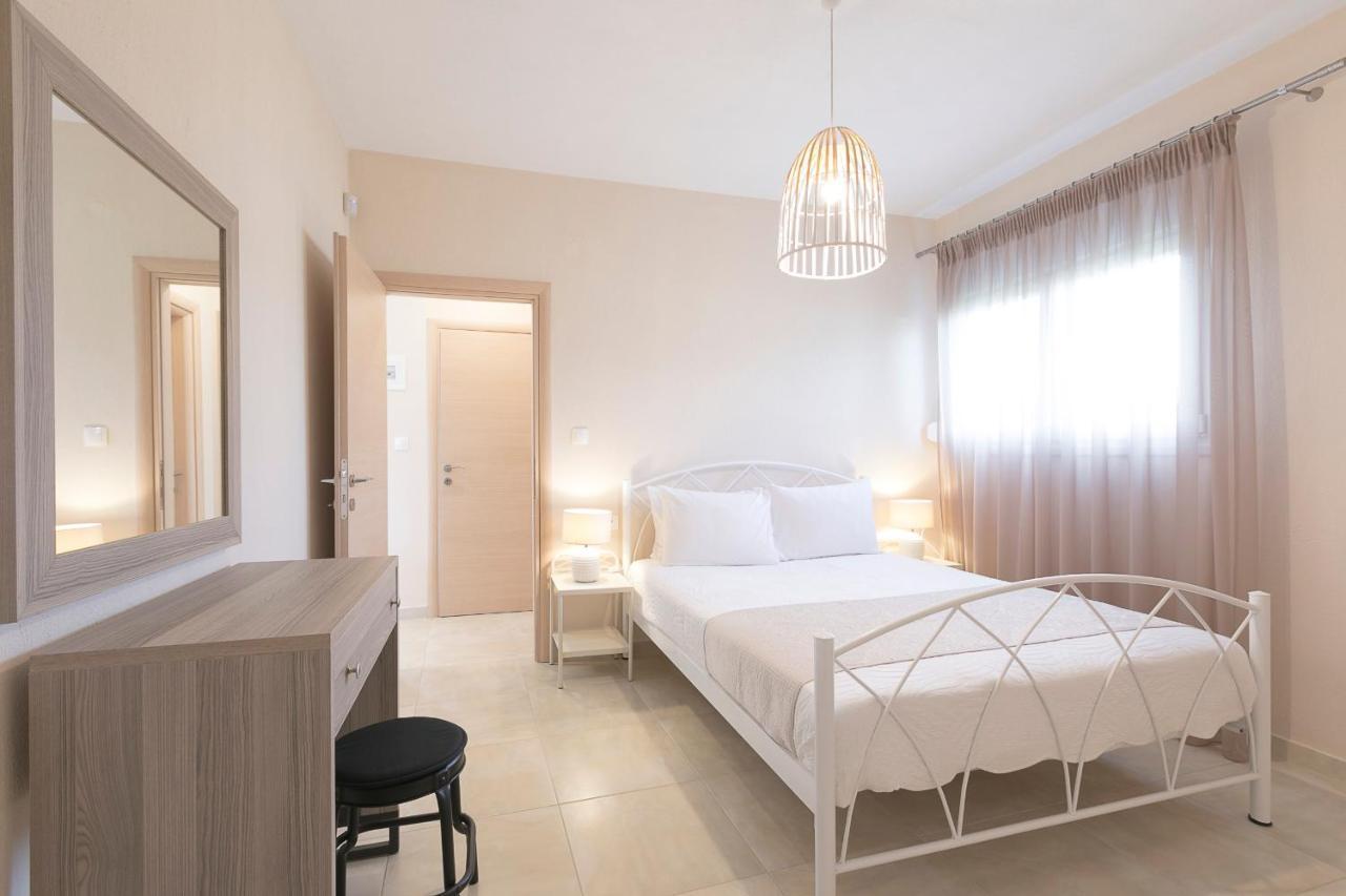 Palm Tree Apartments #Feelslikehome Ormos Panagias Luaran gambar